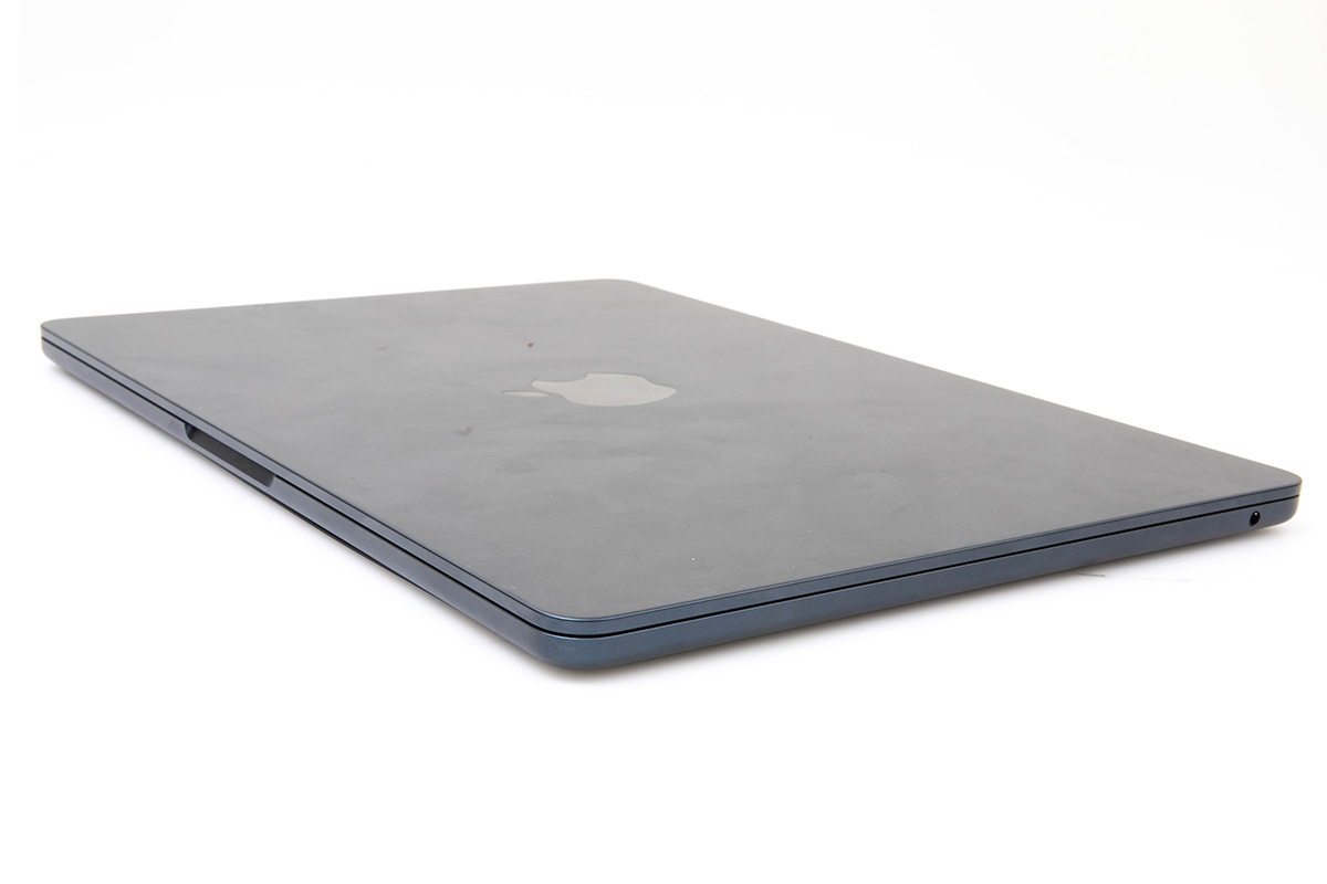 Apple MacBook Air 13.6-inch M2 (2022) - Laptops — Consumer NZ