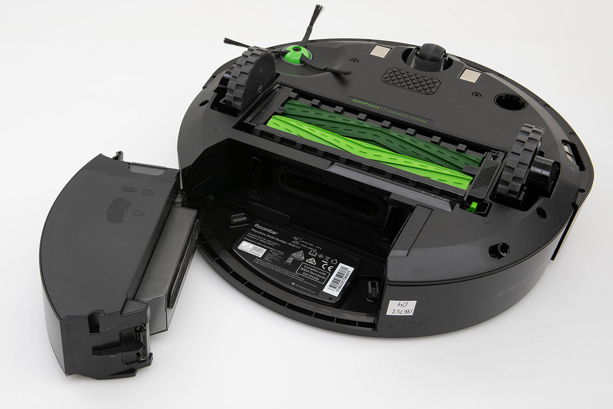 iRobot Roomba i2 - Robot vacuum cleaners — Consumer NZ